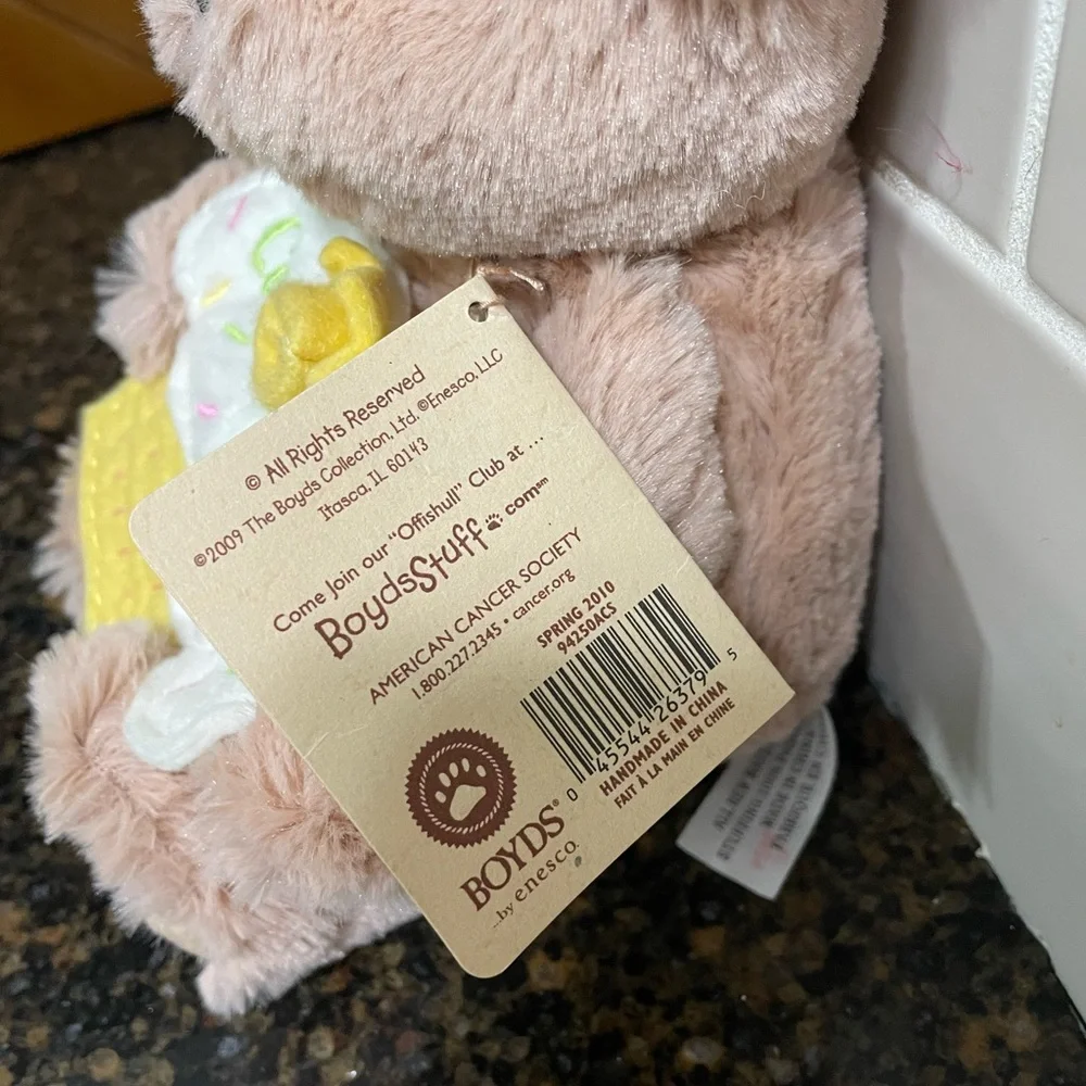 Boyd’s Celebration Bear Collectible